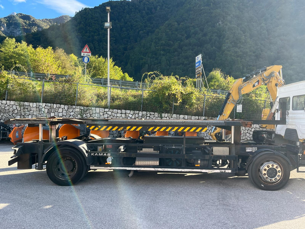 MERCEDES-BENZ KAMAG - Containerbil/ Växelflak lastbil: bild 5 MERCEDES-BENZ KAMAG - Containerbil/ Växelflak lastbil: bild 5