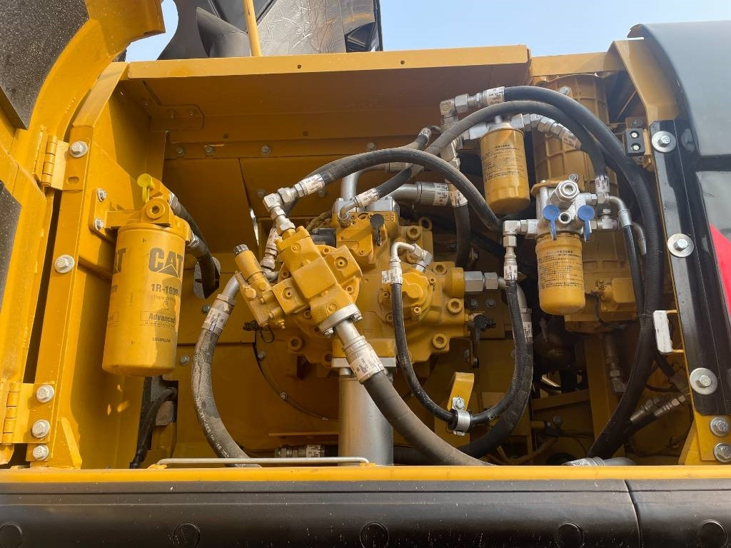 CAT 340 - Bandgrävare: bild 4 CAT 340 - Bandgrävare: bild 4