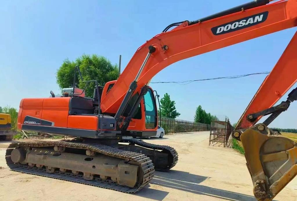 Doosan DX 200 - Bandgrävare: bild 1 Doosan DX 200 - Bandgrävare: bild 1