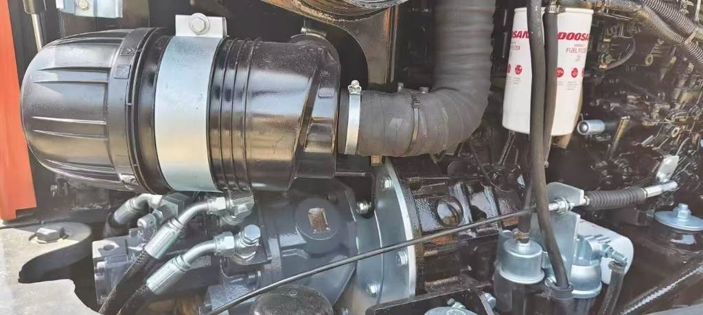 Doosan DX 60  - Minigrävmaskin: bild 4 Doosan DX 60  - Minigrävmaskin: bild 4