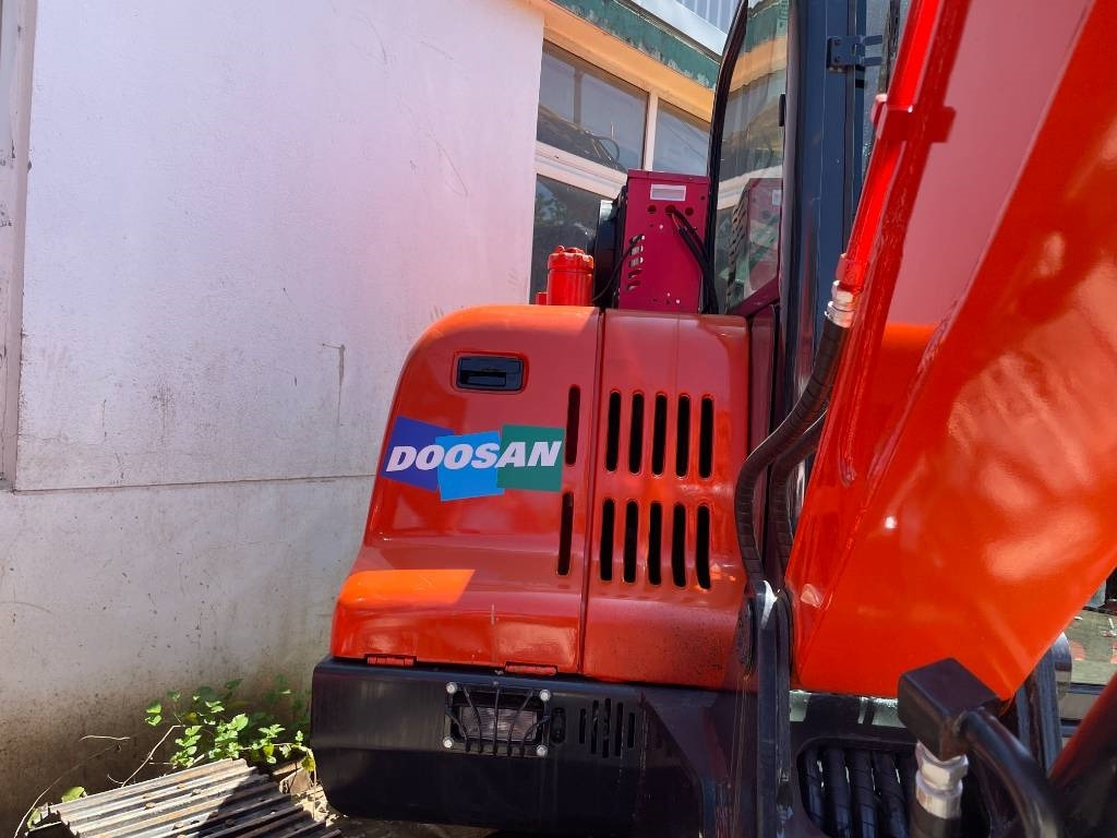 Doosan DX 60 - Bandgrävare: bild 2 Doosan DX 60 - Bandgrävare: bild 2