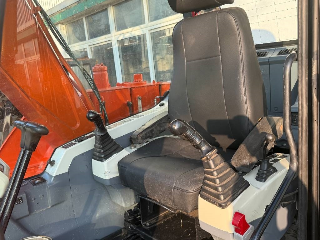 Doosan DX 75 - Bandgrävare: bild 2 Doosan DX 75 - Bandgrävare: bild 2