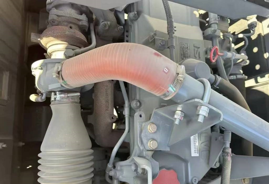 Hitachi 250 - Bandgrävare: bild 2 Hitachi 250 - Bandgrävare: bild 2