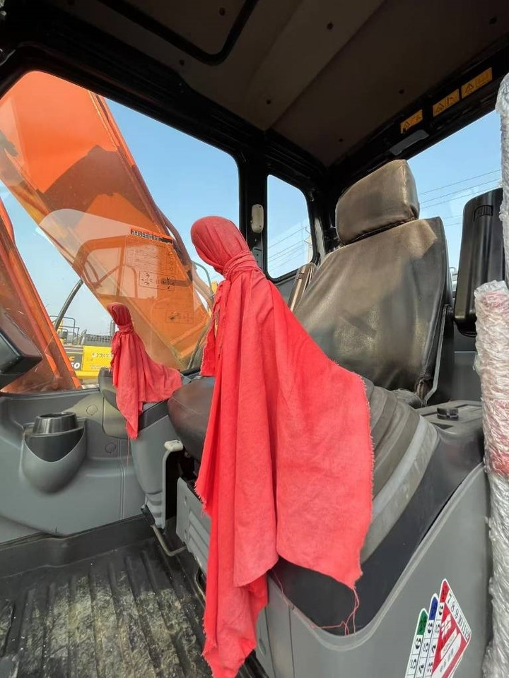 Hitachi ZX 160 - Bandgrävare: bild 3 Hitachi ZX 160 - Bandgrävare: bild 3