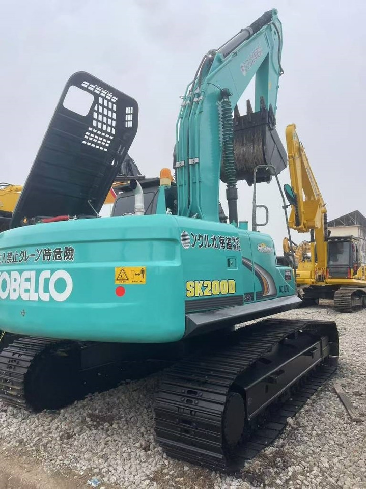 Kobelco 200 - Bandgrävare: bild 1 Kobelco 200 - Bandgrävare: bild 1