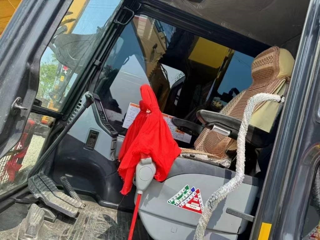 Komatsu PC 130 - Bandgrävare: bild 3 Komatsu PC 130 - Bandgrävare: bild 3