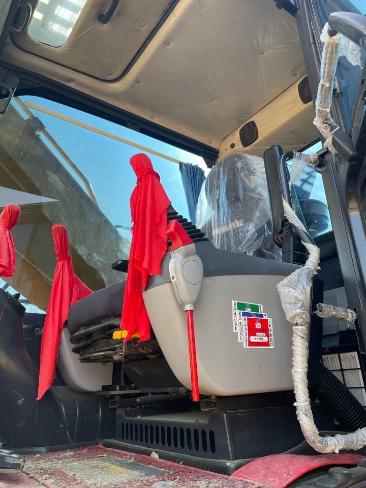 Komatsu PC 210-8 - Bandgrävare: bild 2 Komatsu PC 210-8 - Bandgrävare: bild 2