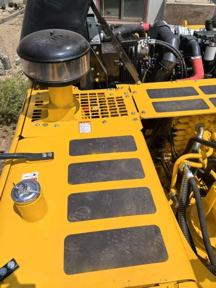 Komatsu PC 300 - Bandgrävare: bild 4 Komatsu PC 300 - Bandgrävare: bild 4