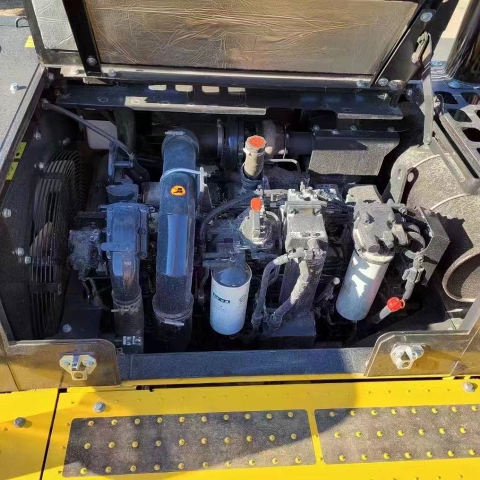 Komatsu PC 450 - Bandgrävare: bild 4 Komatsu PC 450 - Bandgrävare: bild 4