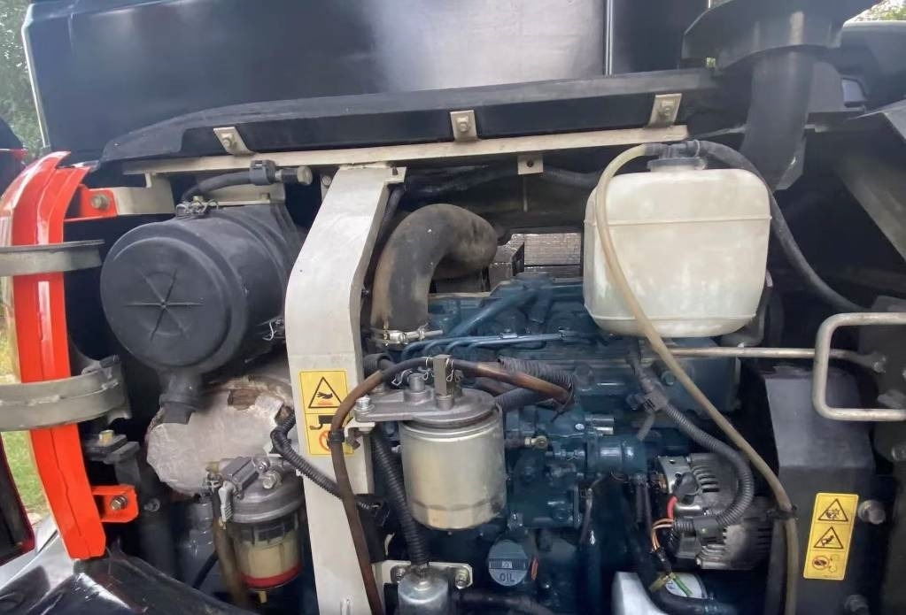 Kubota 165 - Bandgrävare: bild 4 Kubota 165 - Bandgrävare: bild 4