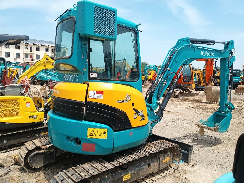 Kubota U 30 - Minigrävmaskin: bild 1 Kubota U 30 - Minigrävmaskin: bild 1
