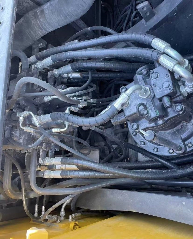 Volvo EC 240 - Bandgrävare: bild 2 Volvo EC 240 - Bandgrävare: bild 2