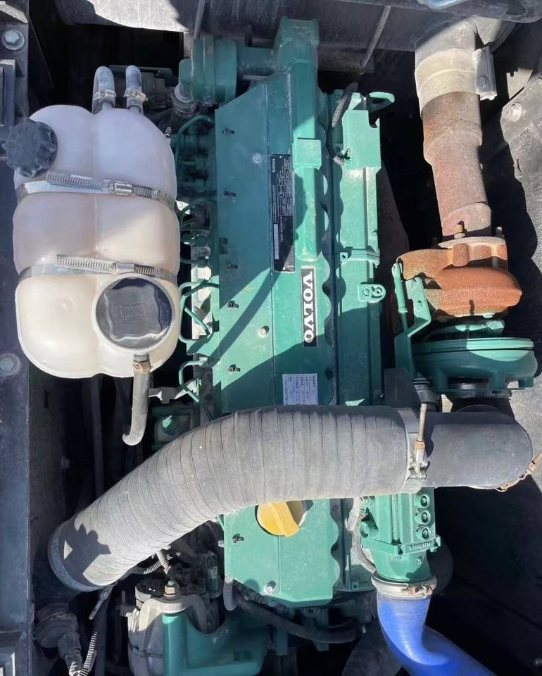 Volvo EC 240 - Bandgrävare: bild 3 Volvo EC 240 - Bandgrävare: bild 3