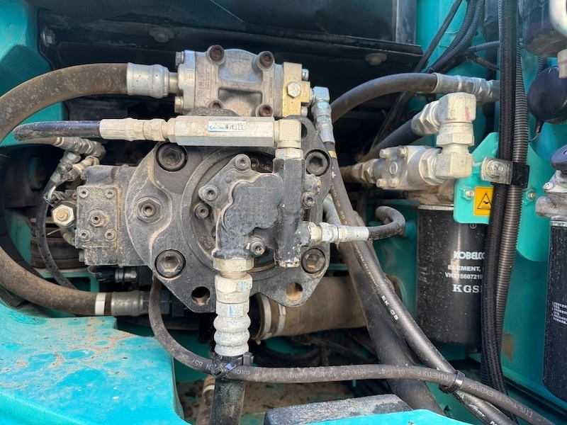 Bandgrävare Kobelco SK 260 SR LC-3: bild 10 Bandgrävare Kobelco SK 260 SR LC-3: bild 10