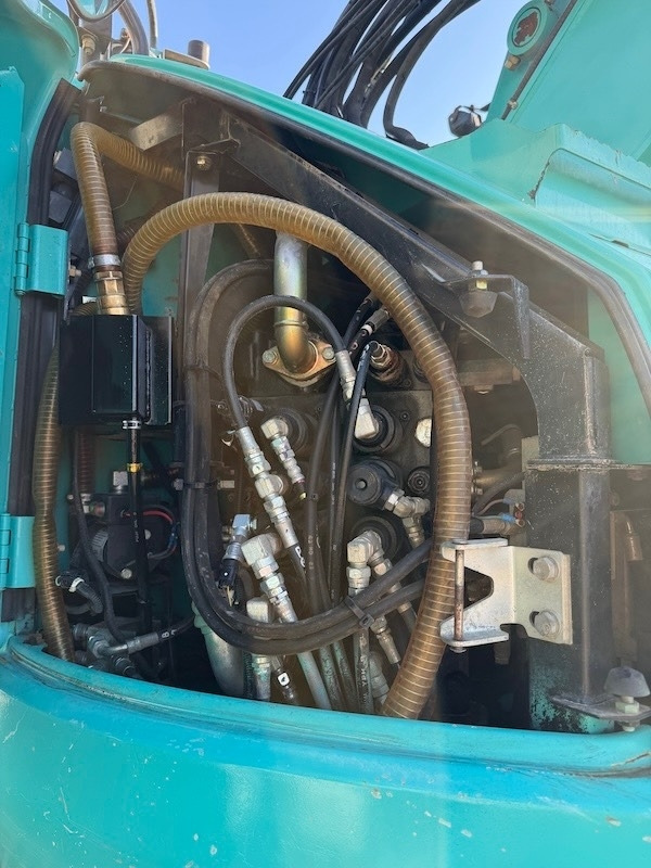 Bandgrävare Kobelco SK 260 SR LC-3: bild 11 Bandgrävare Kobelco SK 260 SR LC-3: bild 11