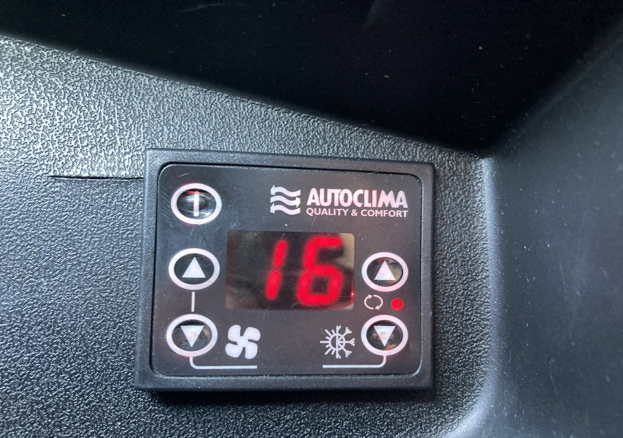 Fiat Doblo Fiat Doblo 1,3 jtd ECO Flex chłodnia do leków 2013 - Skåpbil: bild 5 Fiat Doblo Fiat Doblo 1,3 jtd ECO Flex chłodnia do leków 2013 - Skåpbil: bild 5