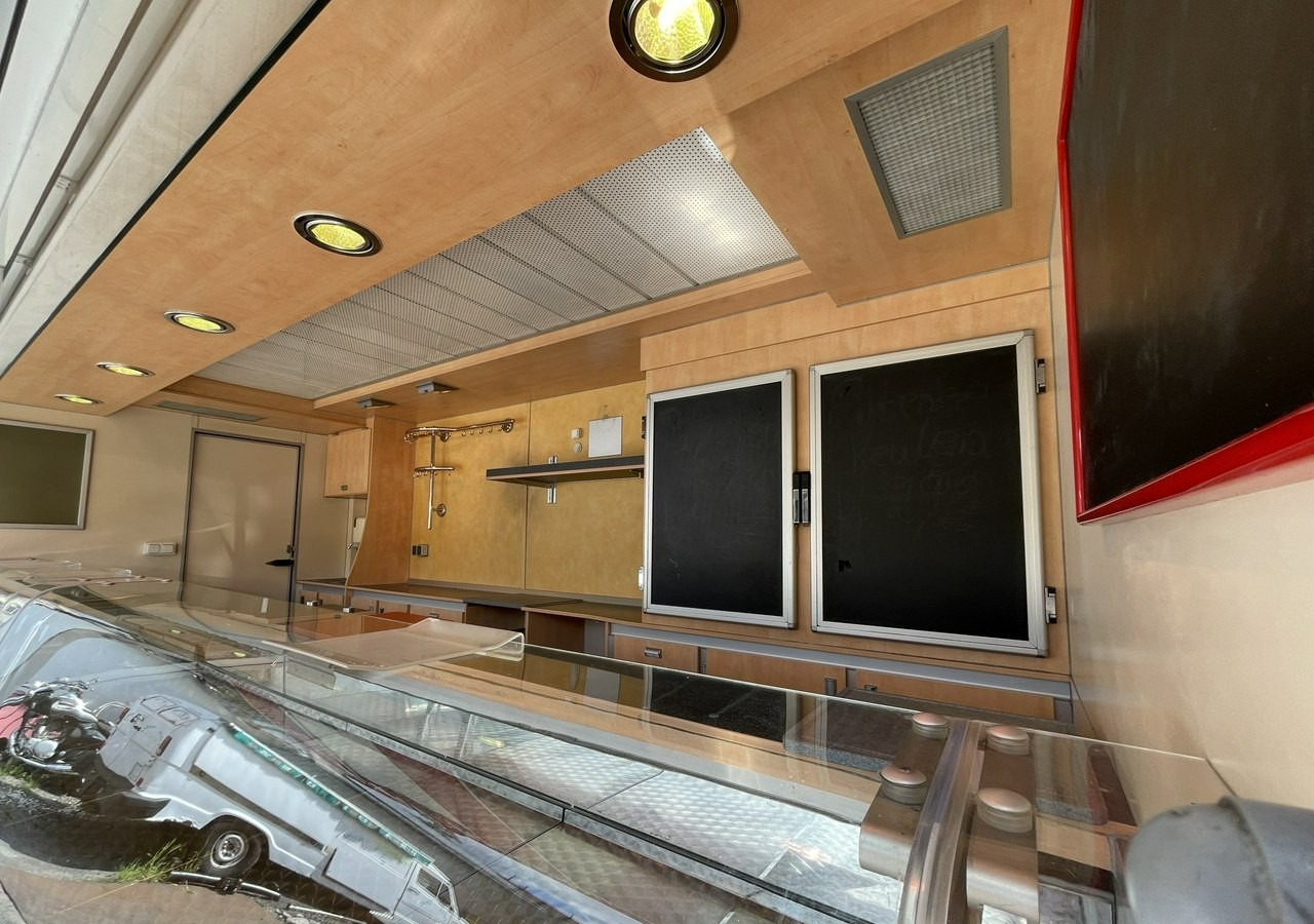 Fiat Ducato Autosklep wędlin Gastronomiczny Food Truck Foodtruck Sklep Borco - Matbil: bild 3 Fiat Ducato Autosklep wędlin Gastronomiczny Food Truck Foodtruck Sklep Borco - Matbil: bild 3