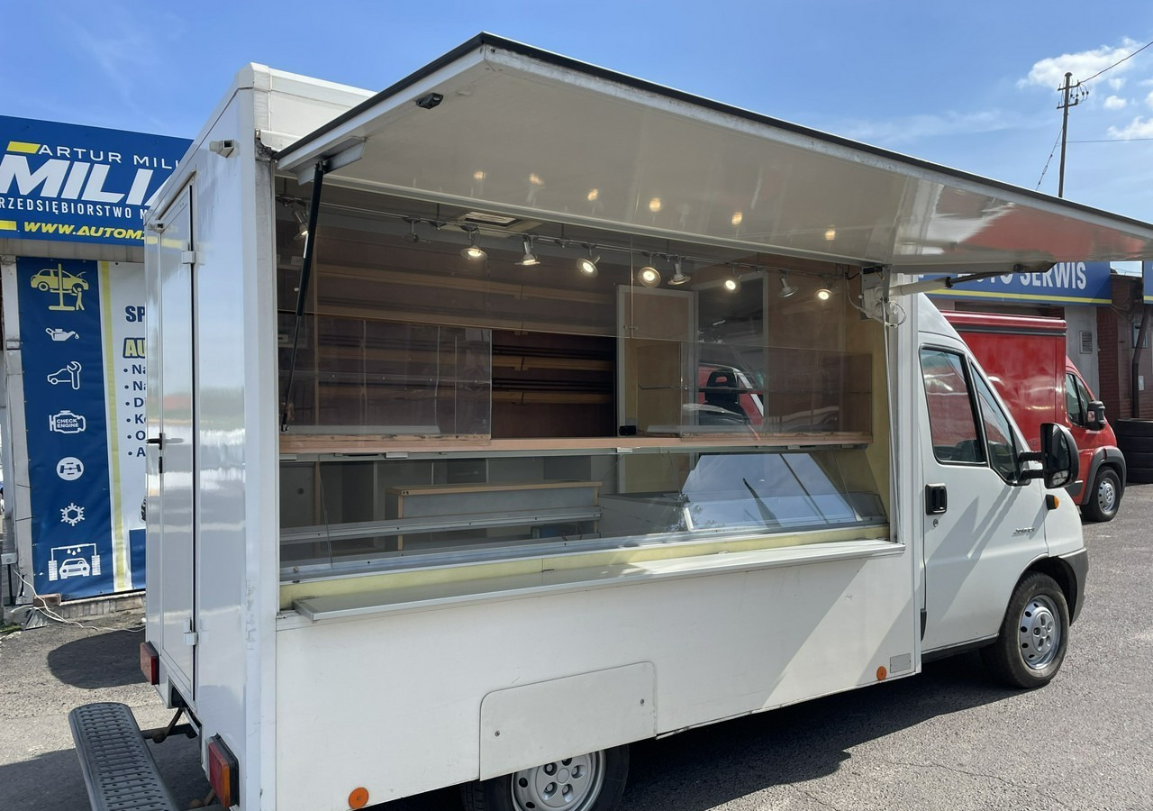 Fiat Ducato Ducato Autosklep pieczy Sklep Gastronomiczny Food Truck Foodtruck 20 - Matbil: bild 3 Fiat Ducato Ducato Autosklep pieczy Sklep Gastronomiczny Food Truck Foodtruck 20 - Matbil: bild 3