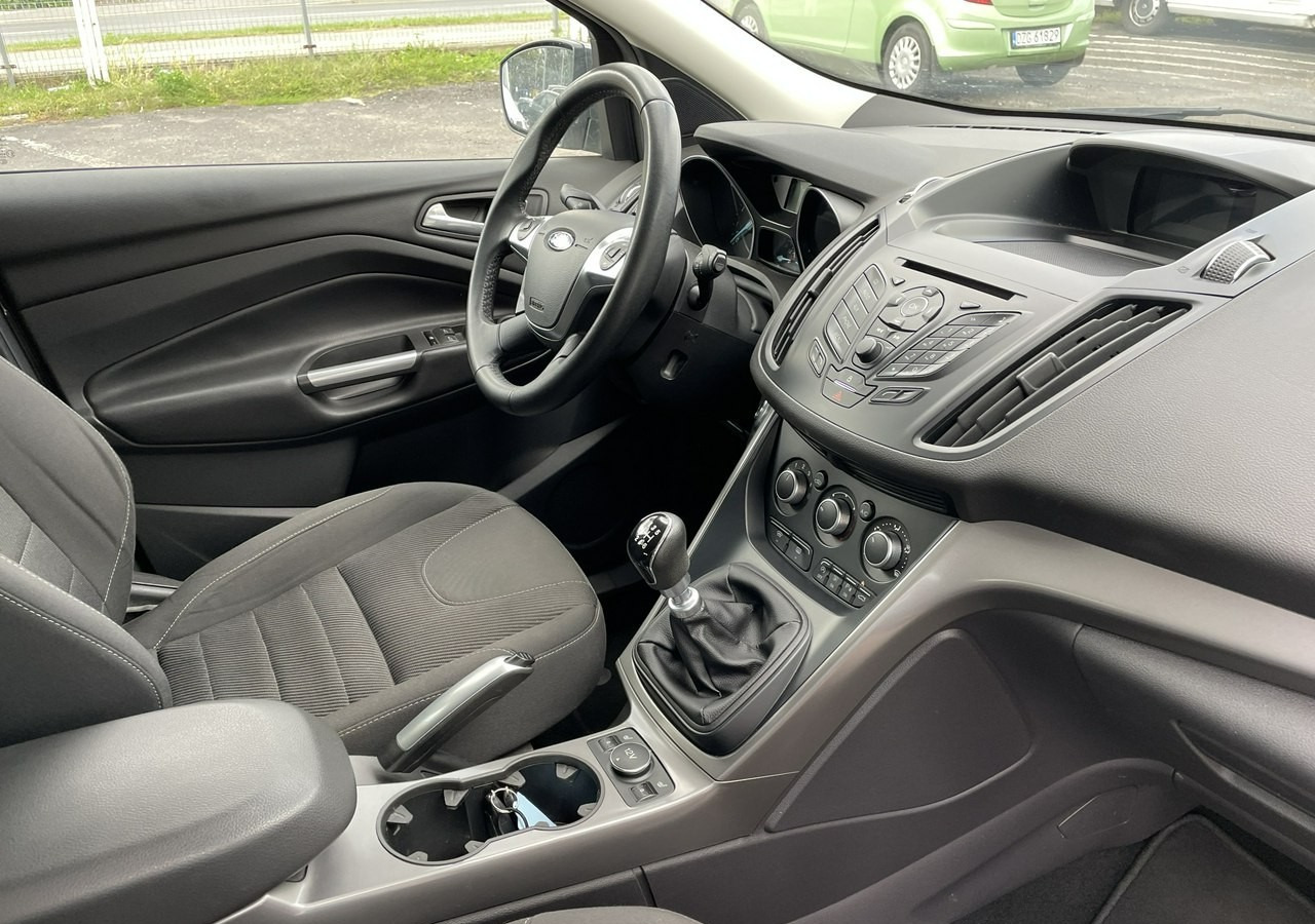 Ford Kuga II Ford Kuga 1.5 EcoBoost Bogate wyposażenie 63558km Model 2016 - SUV: bild 2 Ford Kuga II Ford Kuga 1.5 EcoBoost Bogate wyposażenie 63558km Model 2016 - SUV: bild 2