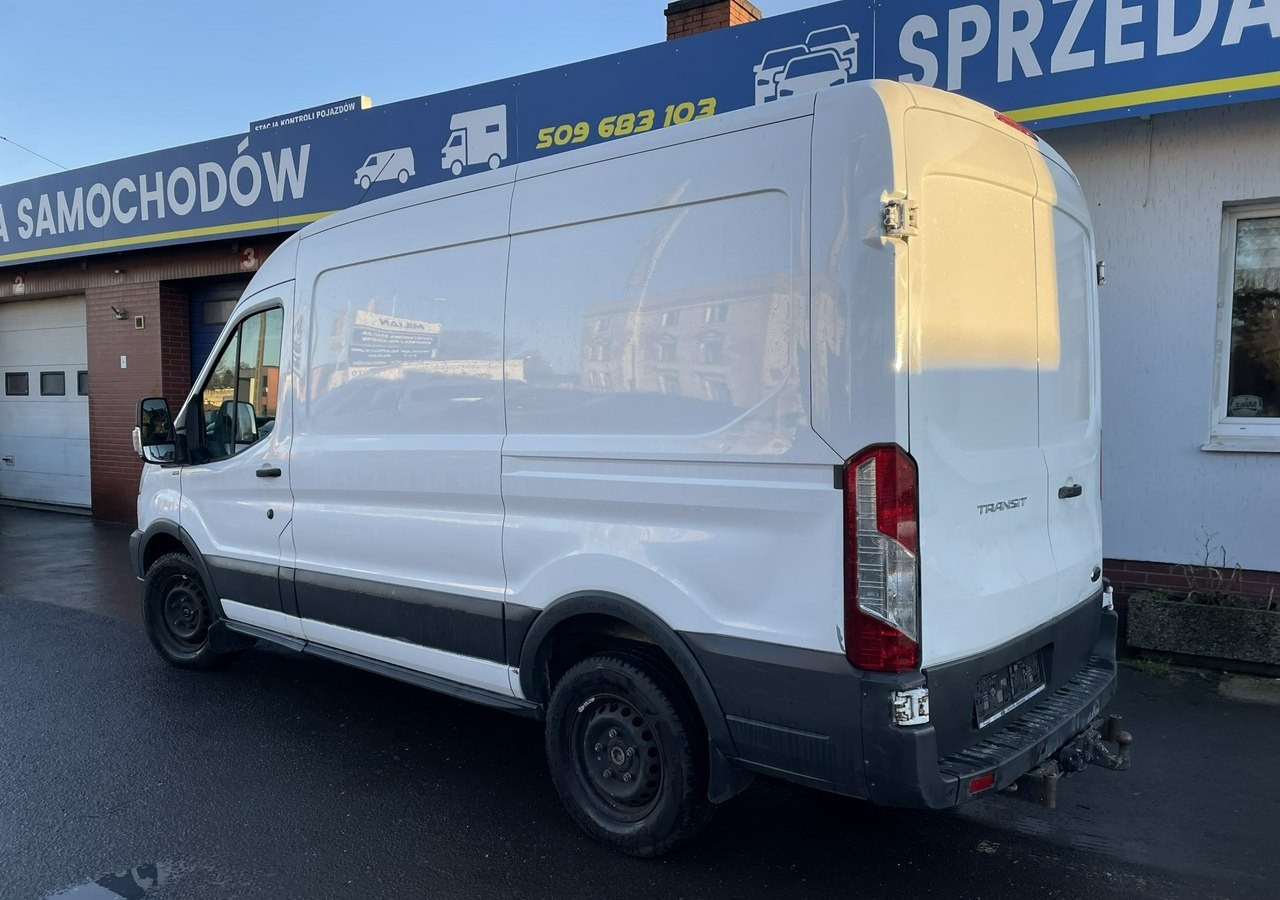 Ford Transit Ford Transit 2,2 DCI-155KM Klima 4X4 Kamera 129tkm Model 2017 - Skåpbil: bild 3 Ford Transit Ford Transit 2,2 DCI-155KM Klima 4X4 Kamera 129tkm Model 2017 - Skåpbil: bild 3