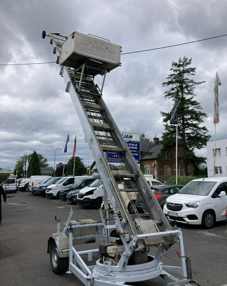 Inna Inny Drabina dekarska winda budowlana zwyżka podnośnik koszowy HD20 Boeck - Lift: bild 1 Inna Inny Drabina dekarska winda budowlana zwyżka podnośnik koszowy HD20 Boeck - Lift: bild 1