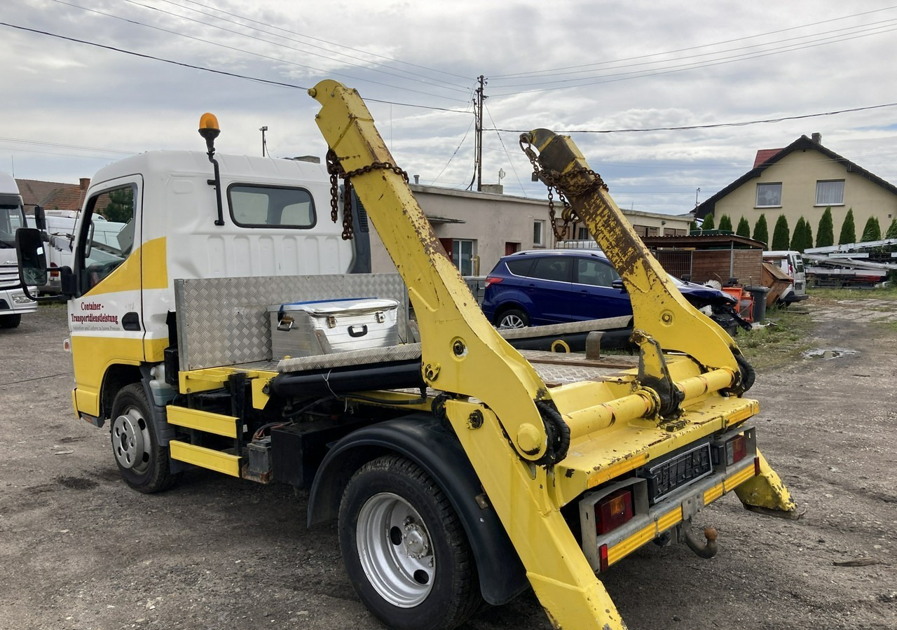 Inna Inny PFAU Canter Fuso Bramowiec do wywozu kontenerów Klina 2009 - Liftdumper lastbil: bild 3 Inna Inny PFAU Canter Fuso Bramowiec do wywozu kontenerów Klina 2009 - Liftdumper lastbil: bild 3