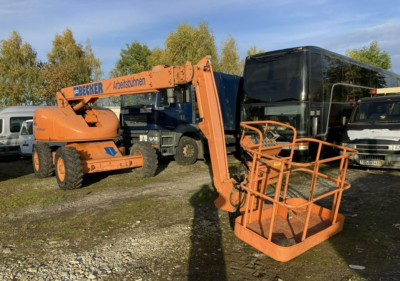 Inna Inny Podnośnik koszowy Haulotte H23 zwyżka 4x4 12082 mg 23 metrów - Teleskoplift: bild 4 Inna Inny Podnośnik koszowy Haulotte H23 zwyżka 4x4 12082 mg 23 metrów - Teleskoplift: bild 4