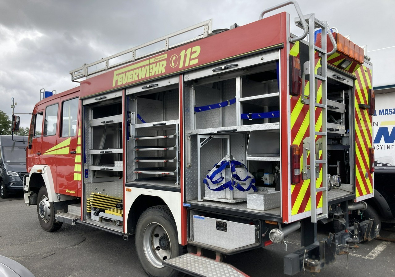 MAN Inny MAN MAN 15,250 Straż pożarna gaśnicza 9-osobowa 4X4 Wóz strażacki 2003 - Släck/ Räddningsvagn: bild 4 MAN Inny MAN MAN 15,250 Straż pożarna gaśnicza 9-osobowa 4X4 Wóz strażacki 2003 - Släck/ Räddningsvagn: bild 4