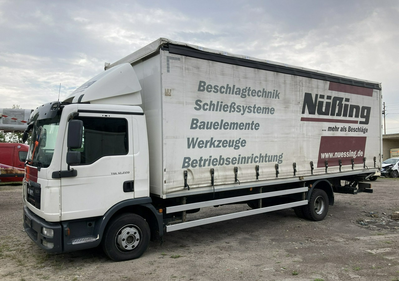 MAN Inny MAN MAN TGL 12.220 Skrzynia firana Plandeka hydro klapa 2014 - Transportbil med kapell: bild 4 MAN Inny MAN MAN TGL 12.220 Skrzynia firana Plandeka hydro klapa 2014 - Transportbil med kapell: bild 4