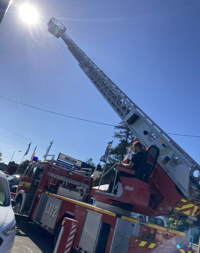 Leasa  MAN L 2000 MAN 15,280 Straż pożarna drabina Strażacka zwyżka 32m Metz Model 20 MAN L 2000 MAN 15,280 Straż pożarna drabina Strażacka zwyżka 32m Metz Model 20: bild 16