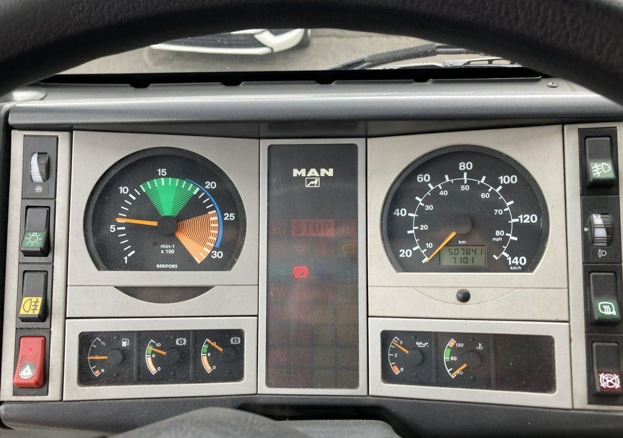 Leasa MAN MAN 15,250 Straż pożarna gaśnicza 9-oso 4X4 Wóz strażacki 2003 MAN 15,250 Straż pożarna gaśnicza 9-osobowa 4X4 Wóz strażacki 2003 MAN MAN 15,250 Straż pożarna gaśnicza 9-oso 4X4 Wóz strażacki 2003 MAN 15,250 Straż pożarna gaśnicza 9-osobowa 4X4 Wóz strażacki 2003: bild 20 Leasa MAN MAN 15,250 Straż pożarna gaśnicza 9-oso 4X4 Wóz strażacki 2003 MAN 15,250 Straż pożarna gaśnicza 9-osobowa 4X4 Wóz strażacki 2003 MAN MAN 15,250 Straż pożarna gaśnicza 9-oso 4X4 Wóz strażacki 2003 MAN 15,250 Straż pożarna gaśnicza 9-osobowa 4X4 Wóz strażacki 2003: bild 20