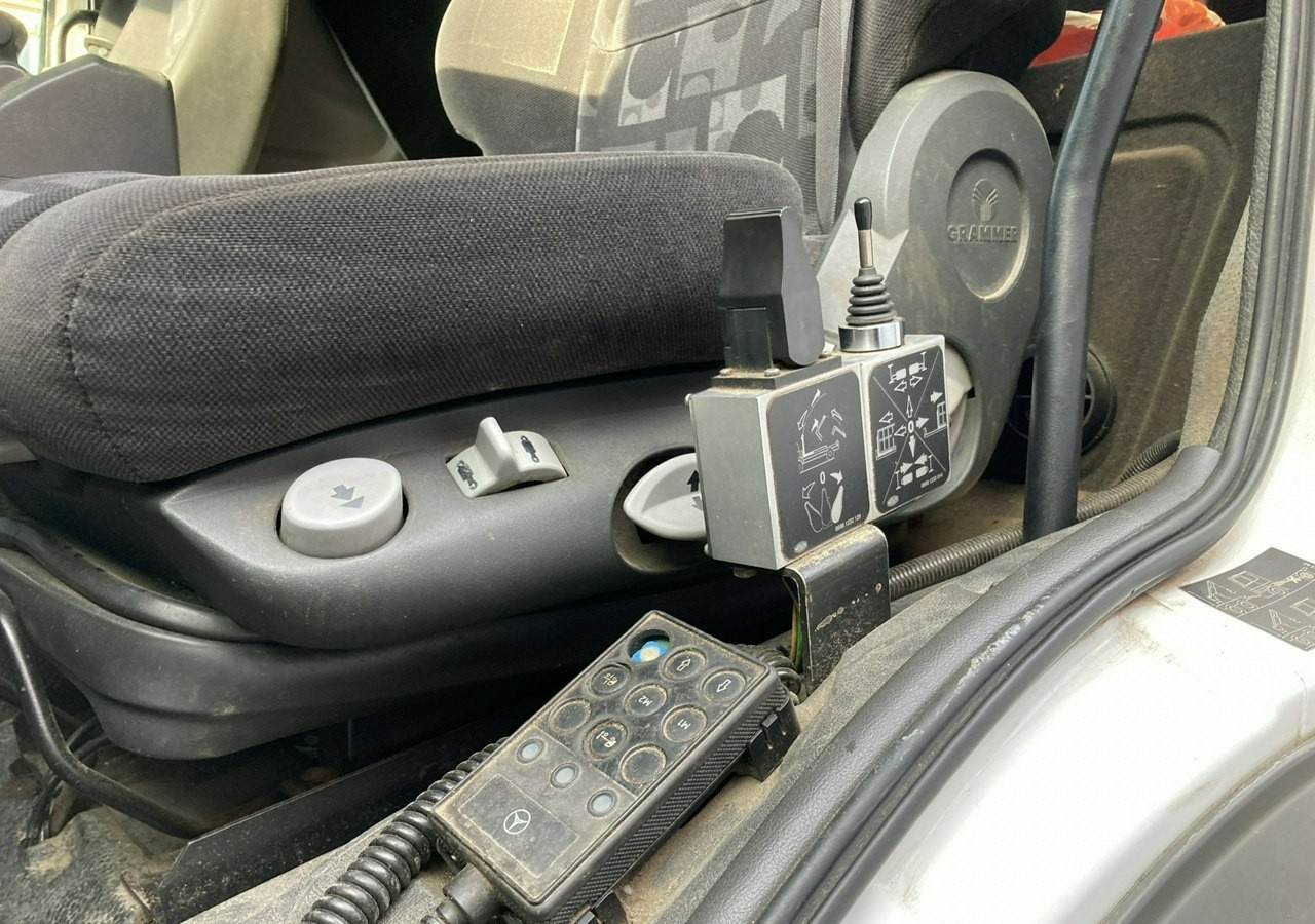 Lastväxlare lastbil Mercedes-Benz Inny Mercedes-Benz Mercedes Axor 2543 Hakowiec bramowiec MEILLER-KIPPER Model 2009: bild 19