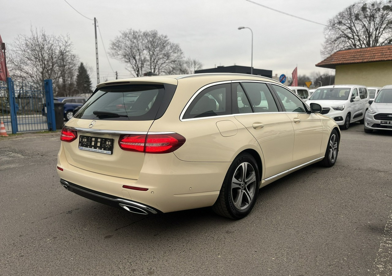 Mercedes-Benz Klasa E E220d T 9G-tronic 197KM Navi FullLed Kamera Asystent Model 2020 FV 2 - Personbil: bild 4 Mercedes-Benz Klasa E E220d T 9G-tronic 197KM Navi FullLed Kamera Asystent Model 2020 FV 2 - Personbil: bild 4
