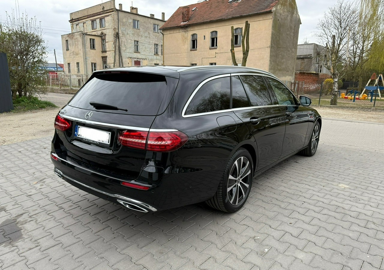 Mercedes-Benz Klasa E E300de EQ-Power Hybrid 50km na prądzie 2.0d 306KM Avantgarde Panoram - Personbil: bild 4 Mercedes-Benz Klasa E E300de EQ-Power Hybrid 50km na prądzie 2.0d 306KM Avantgarde Panoram - Personbil: bild 4
