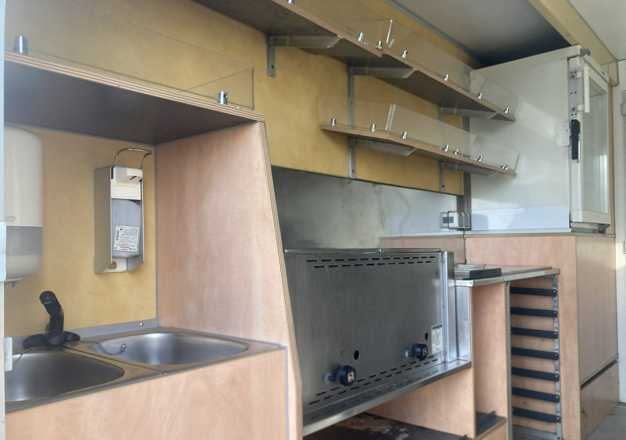 Mercedes-Benz Sprinter Autosklep Gastronomiczny Food Truck Foodtruck sklep bar 2009 Borco - Matbil: bild 3 Mercedes-Benz Sprinter Autosklep Gastronomiczny Food Truck Foodtruck sklep bar 2009 Borco - Matbil: bild 3