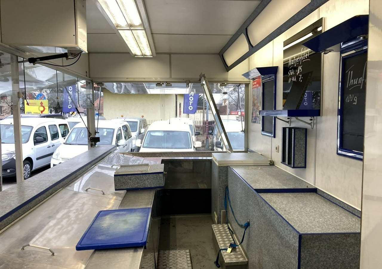 Mercedes-Benz Sprinter Sprinter Autosklep Gastronomiczny wędli Ryb Food Truck Foodtruck skl - Matbil: bild 4 Mercedes-Benz Sprinter Sprinter Autosklep Gastronomiczny wędli Ryb Food Truck Foodtruck skl - Matbil: bild 4
