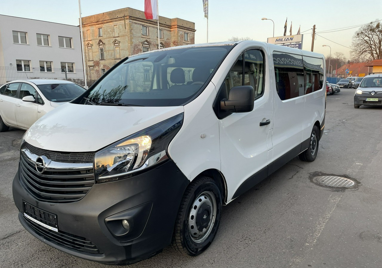 Opel Vivaro Opel Vivaro dla Niepełnosprawnych inwalida Rampa Model 2019 - Personbil: bild 2 Opel Vivaro Opel Vivaro dla Niepełnosprawnych inwalida Rampa Model 2019 - Personbil: bild 2