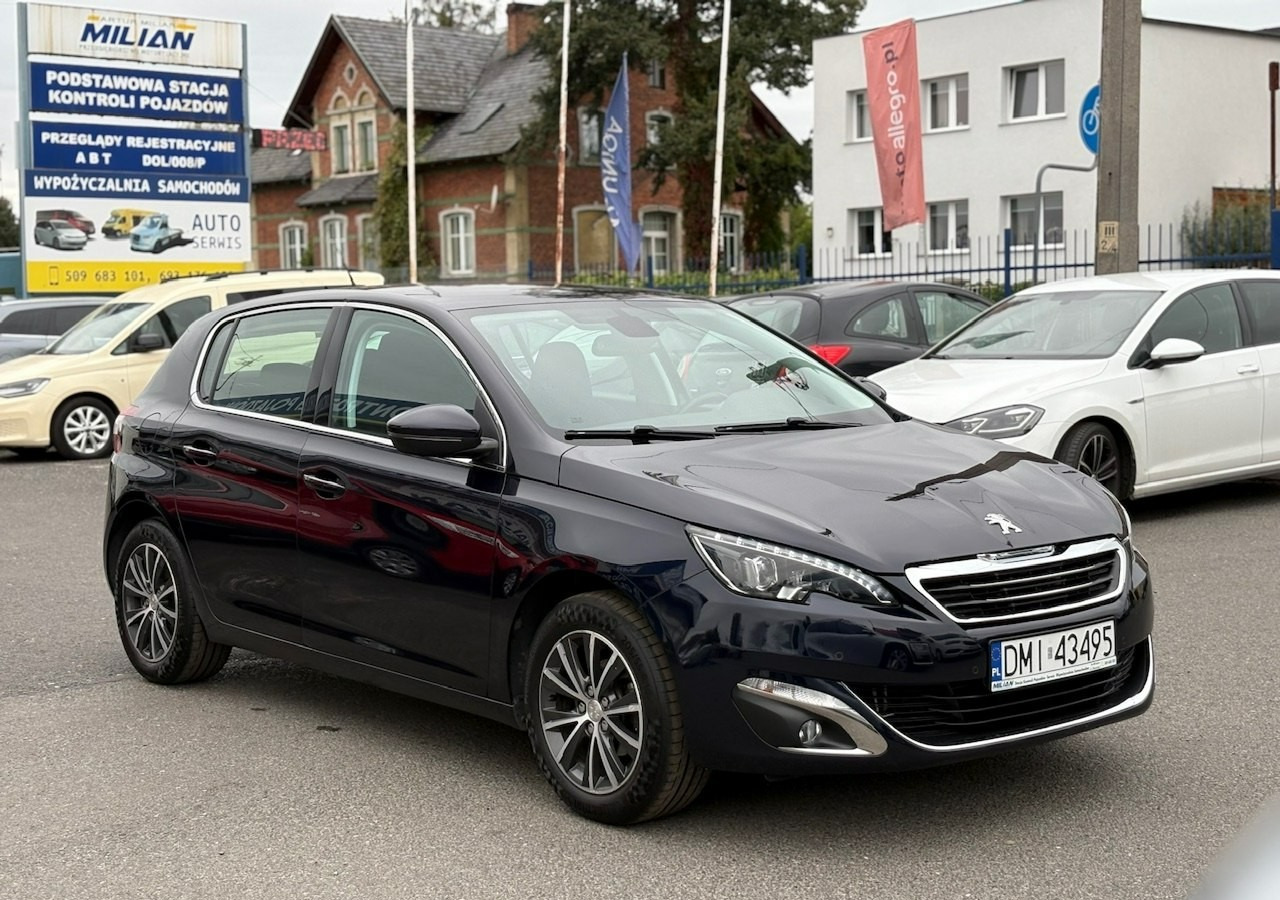 Peugeot 308 II Peugeot 308 HB 1.6HDI 85tkm FullLed Navi Klima 2016 - Hatchback/ Halvkombi: bild 1 Peugeot 308 II Peugeot 308 HB 1.6HDI 85tkm FullLed Navi Klima 2016 - Hatchback/ Halvkombi: bild 1