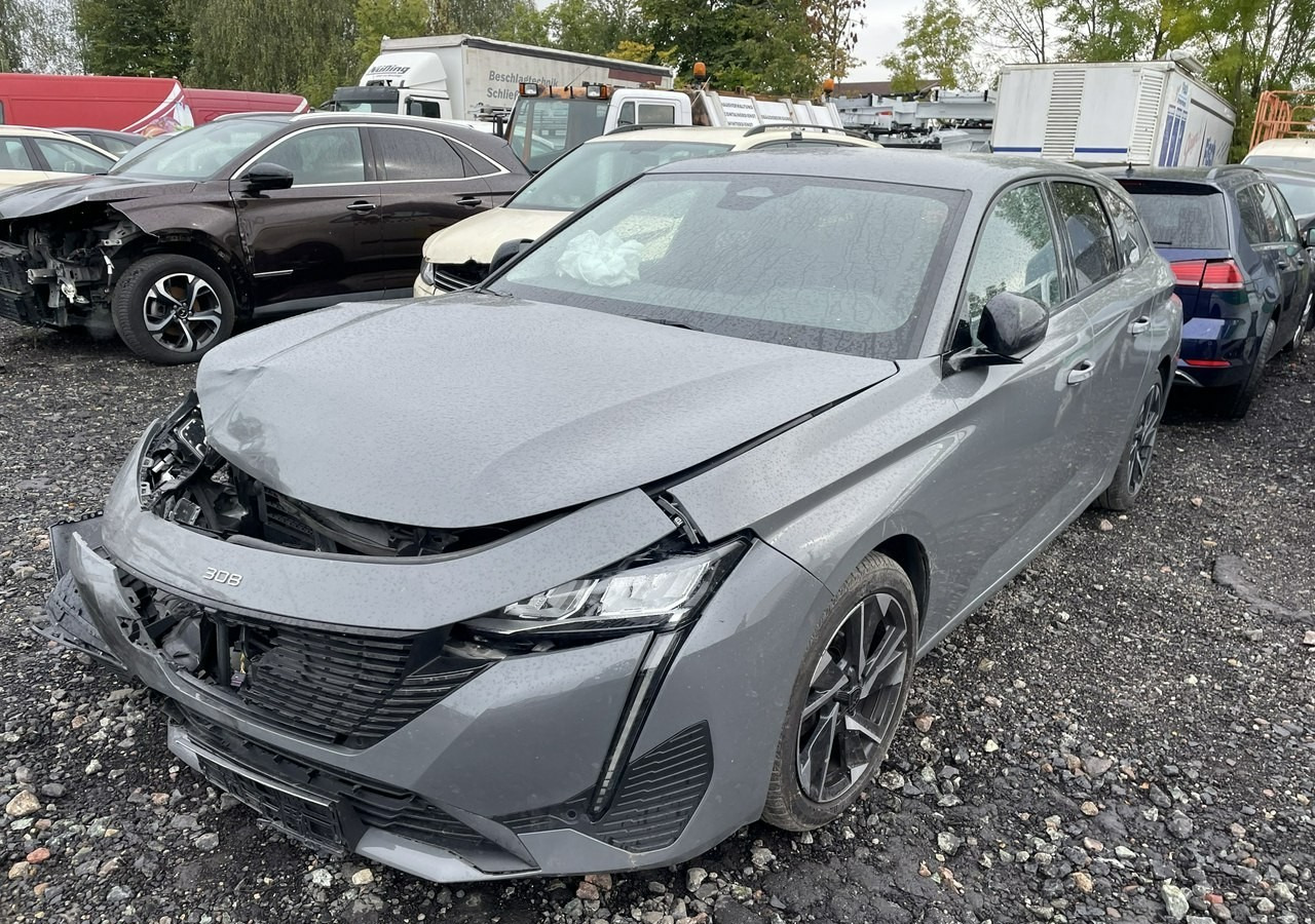 Peugeot 308 P5 Peugeot 308 1.5-131KM BlueHDi Allure Pack S&S EAT8 Salon PL 2024 - Kombi: bild 2 Peugeot 308 P5 Peugeot 308 1.5-131KM BlueHDi Allure Pack S&S EAT8 Salon PL 2024 - Kombi: bild 2