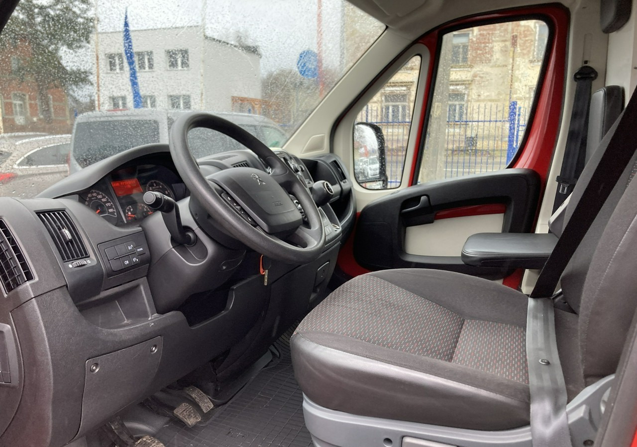 Peugeot Boxer Autosklep pieczywa Gastronomiczny Food Truck Foodtruck sklep 2018 - Matbil: bild 4 Peugeot Boxer Autosklep pieczywa Gastronomiczny Food Truck Foodtruck sklep 2018 - Matbil: bild 4