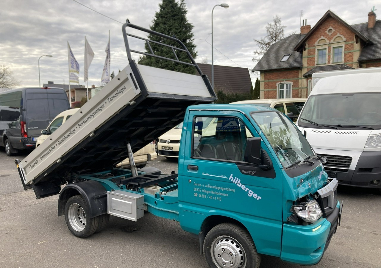 Piaggio Piaggio porter Maxi Wywrotka bliżniacze koła 2017 - Transportbil med tippflak: bild 2 Piaggio Piaggio porter Maxi Wywrotka bliżniacze koła 2017 - Transportbil med tippflak: bild 2