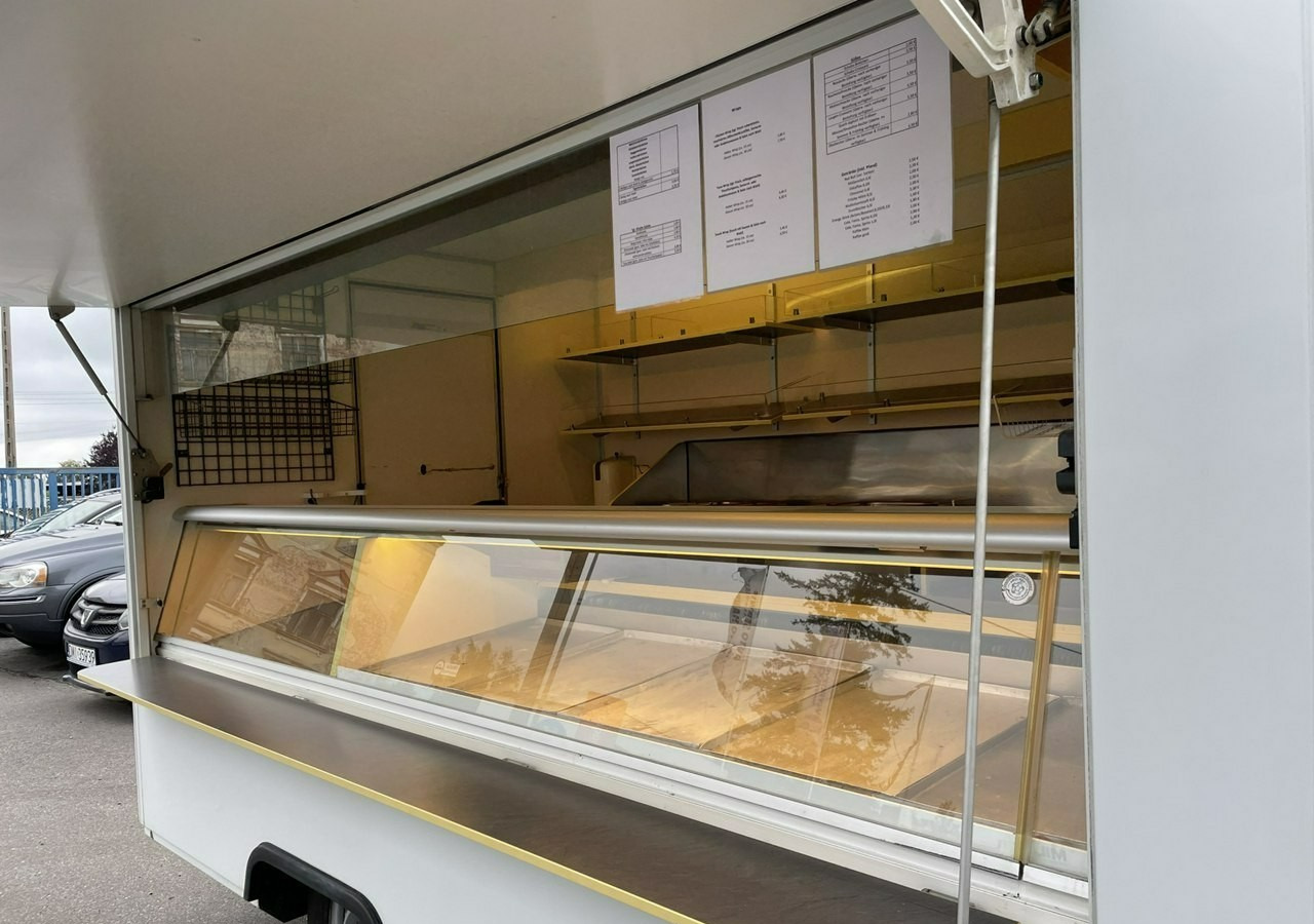 Renault Master Autosklep Wędli-pie Gastronomiczny Food Truck Foodtruck Sklep bar 20 - Matbil: bild 2 Renault Master Autosklep Wędli-pie Gastronomiczny Food Truck Foodtruck Sklep bar 20 - Matbil: bild 2