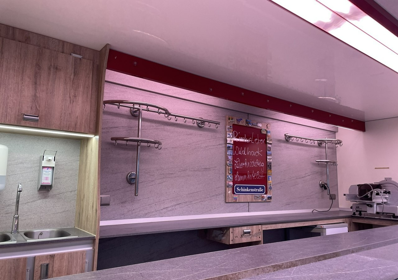 Renault Master Autosklep wędlin Gastronomiczna food truck foodtruck sklep Borco 202 - Matbil: bild 2 Renault Master Autosklep wędlin Gastronomiczna food truck foodtruck sklep Borco 202 - Matbil: bild 2