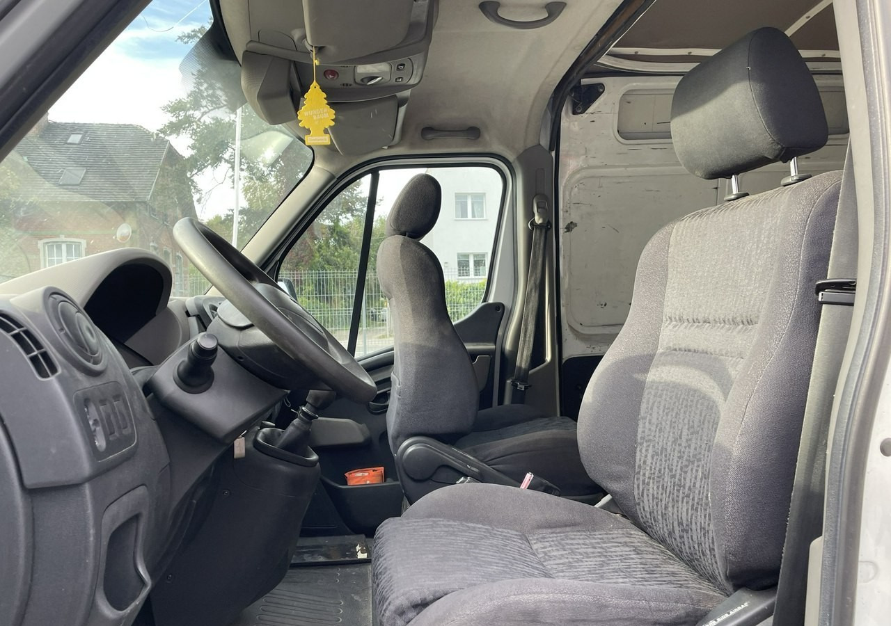 Skåpbil Renault Master Master 2.3-125 KM Ala - Kamper Klima Projekt do skończenia 2010: bild 18 Skåpbil Renault Master Master 2.3-125 KM Ala - Kamper Klima Projekt do skończenia 2010: bild 18