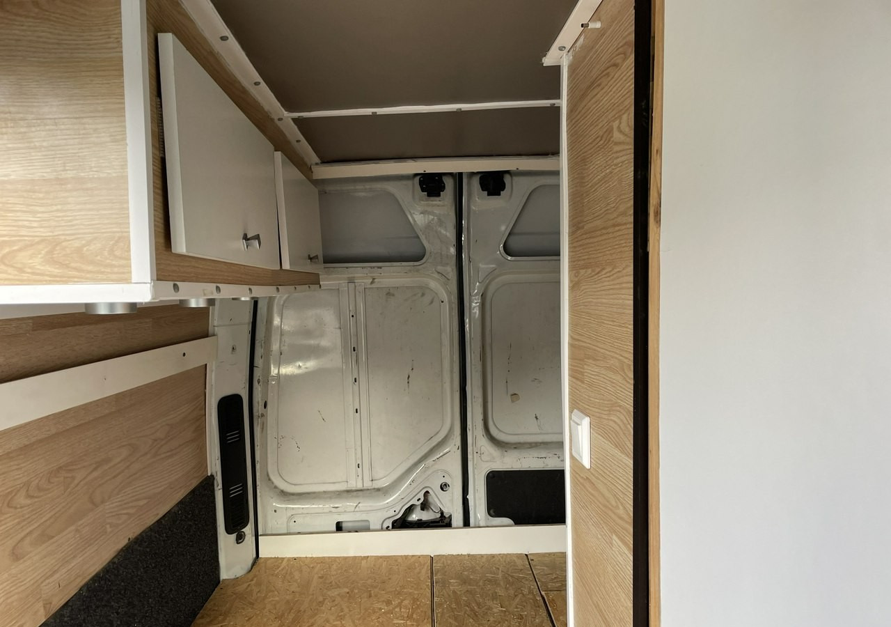 Skåpbil Renault Master Master 2.3-125 KM Ala - Kamper Klima Projekt do skończenia 2010: bild 13 Skåpbil Renault Master Master 2.3-125 KM Ala - Kamper Klima Projekt do skończenia 2010: bild 13