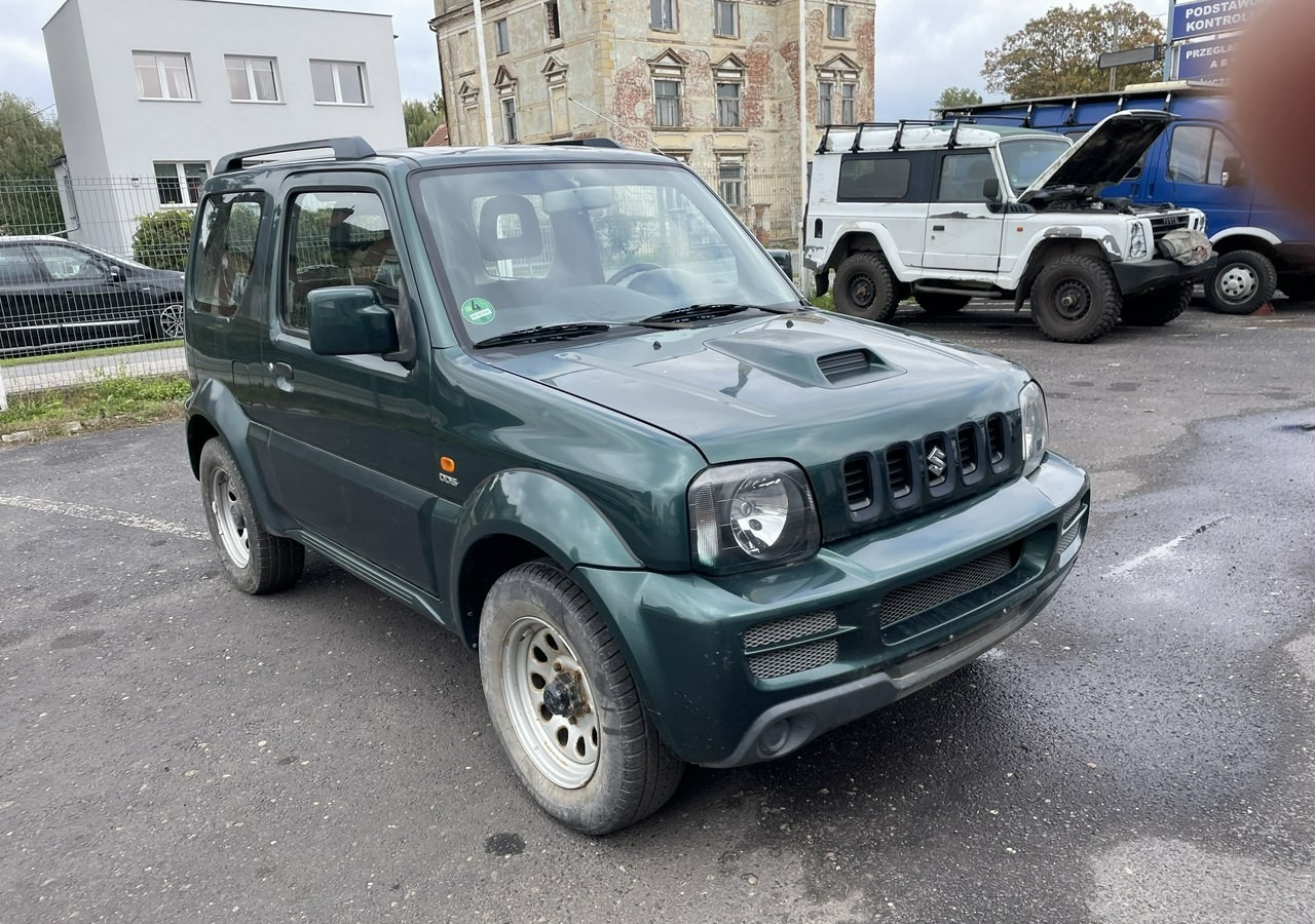 Suzuki Jimny Suzuki Jimny 1.5 Diesel 4X4 - SUV: bild 1 Suzuki Jimny Suzuki Jimny 1.5 Diesel 4X4 - SUV: bild 1