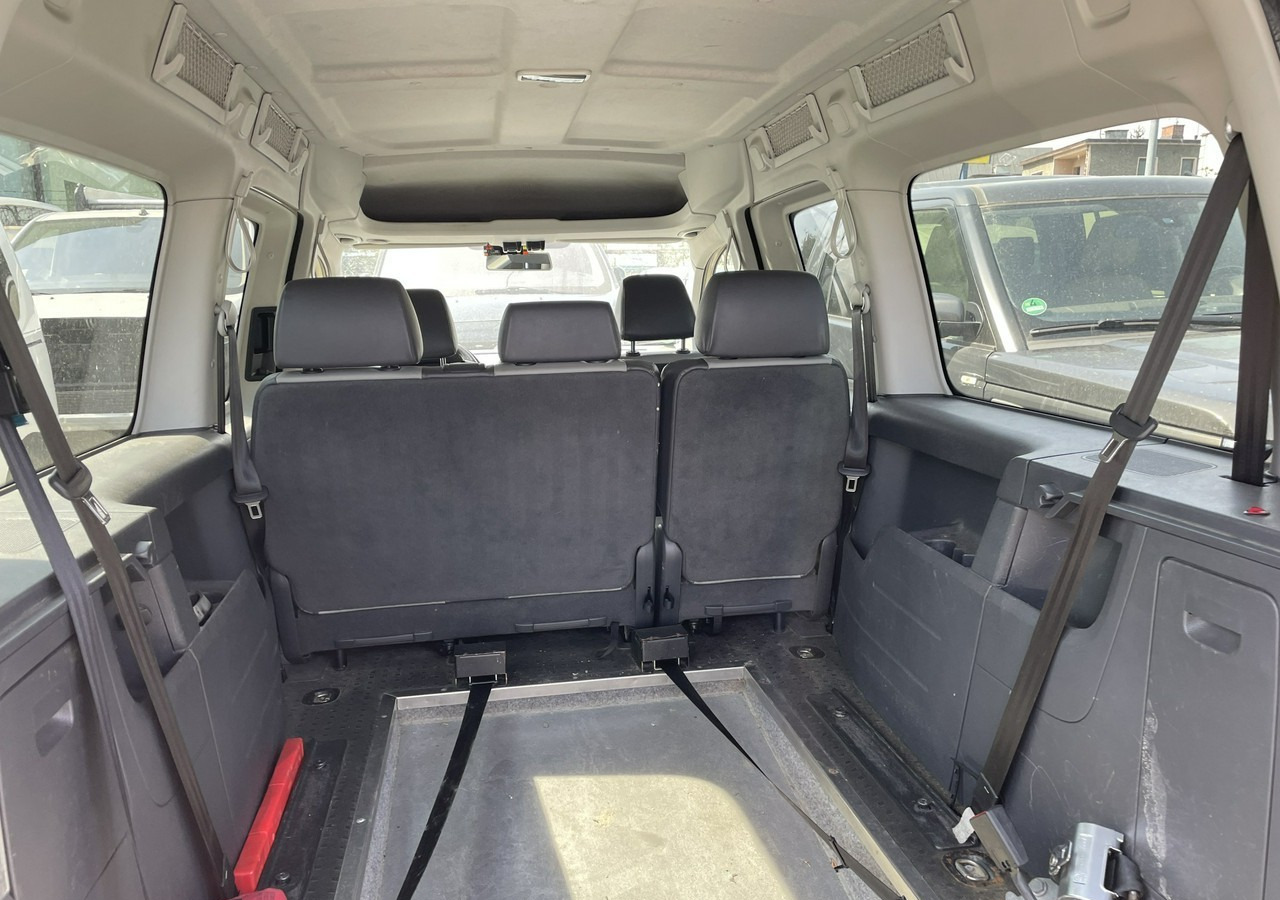 Volkswagen Caddy III Caddy do przewozu Niepełnosprawnych inwalida rampa 2015 - Personbil: bild 5 Volkswagen Caddy III Caddy do przewozu Niepełnosprawnych inwalida rampa 2015 - Personbil: bild 5