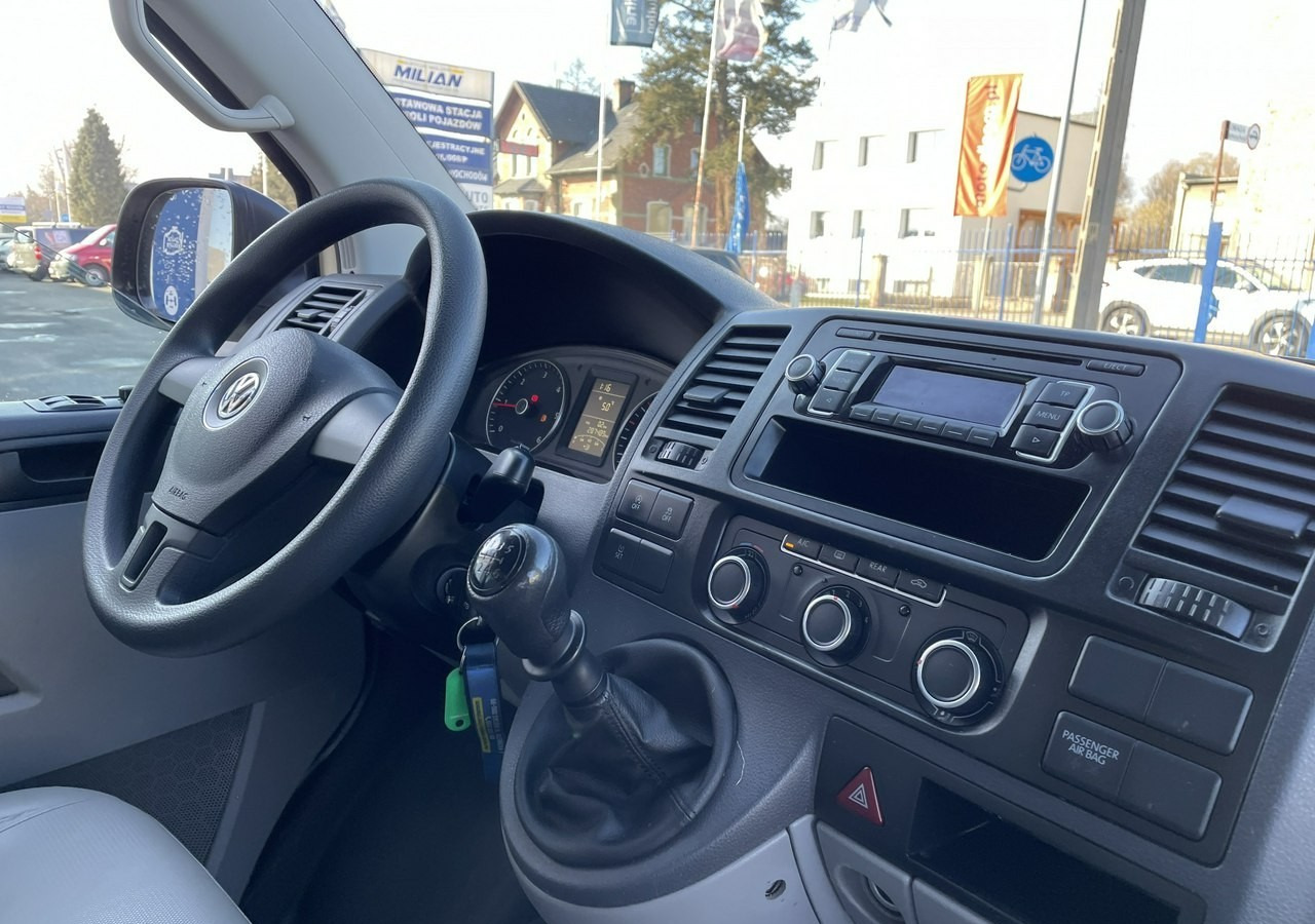 Volkswagen Inny Volkswagen Volkswagen Caravelle 2.0-140KM 2015 - Personbil: bild 5 Volkswagen Inny Volkswagen Volkswagen Caravelle 2.0-140KM 2015 - Personbil: bild 5