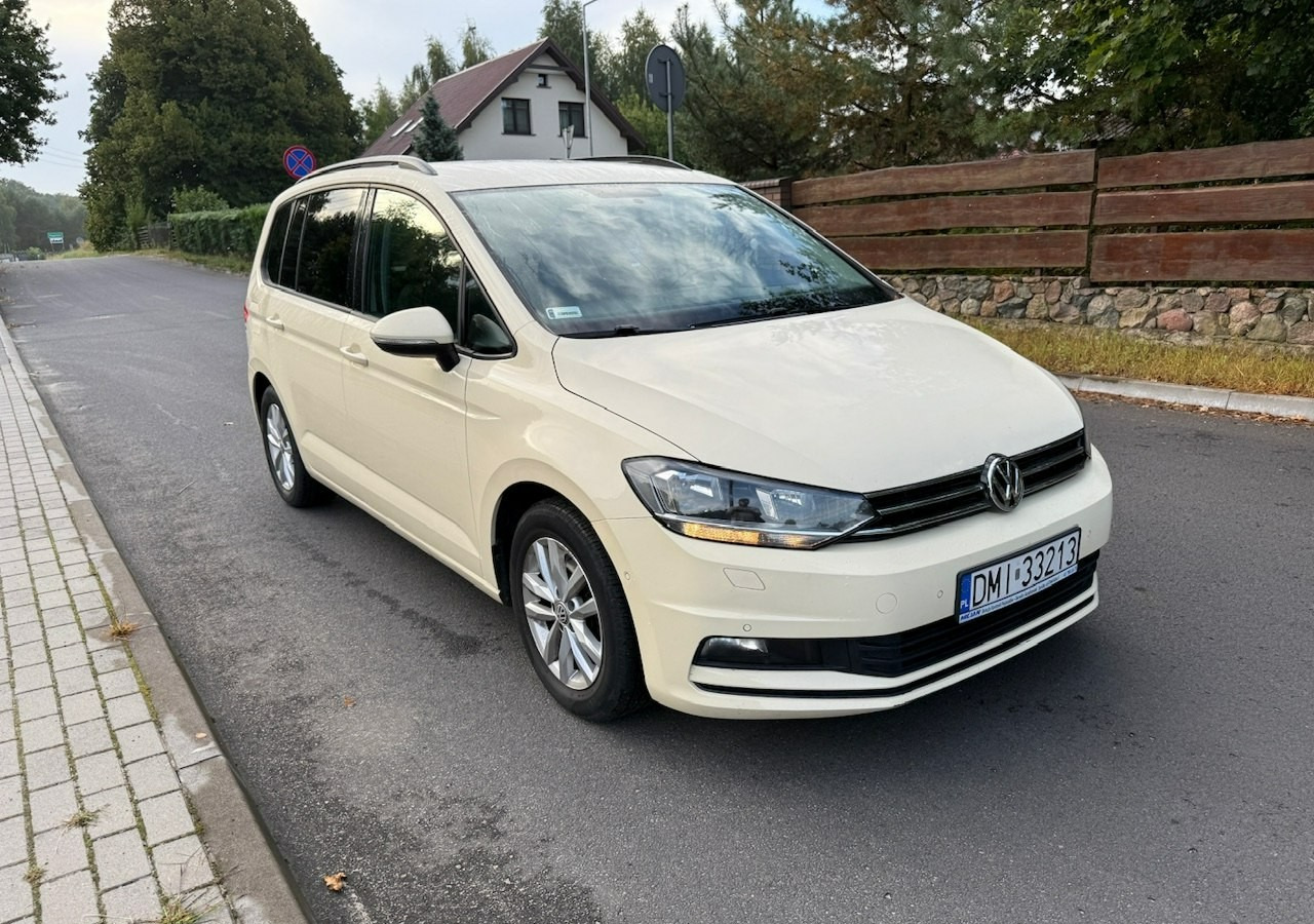 Volkswagen Touran III 2.0 TDI DSG 120 KM Automat 7osobowy Klima Skóra Full Serwis 2020 - Kombi: bild 1 Volkswagen Touran III 2.0 TDI DSG 120 KM Automat 7osobowy Klima Skóra Full Serwis 2020 - Kombi: bild 1
