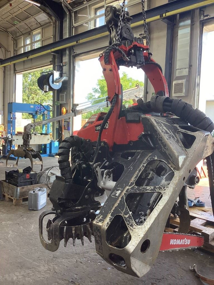 Komatsu C124 - Skördaraggregat: bild 3 Komatsu C124 - Skördaraggregat: bild 3